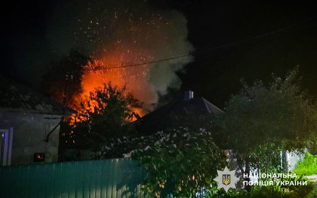 У Лубнах горіла господарська будівля: на місці знайшли тіло 57-річної жінки