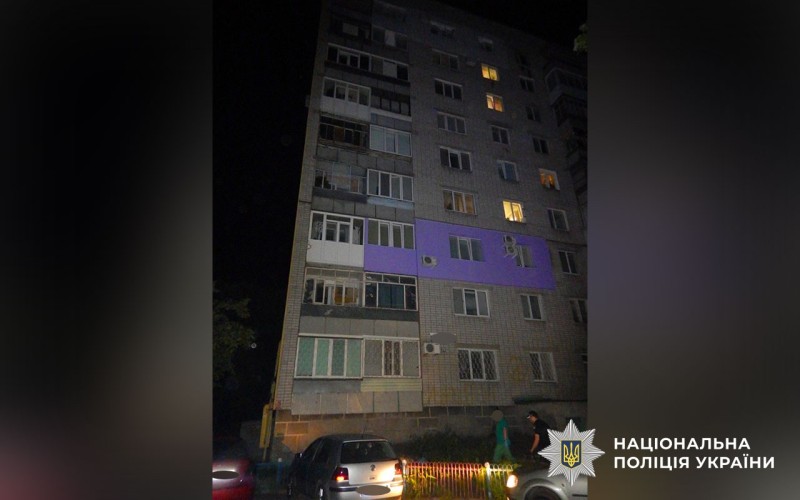 У Кременчуці 85-річний чоловік випав з вікна багатоповерхівки