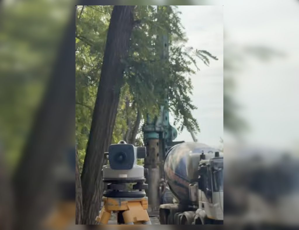 Ремонт аварійної ділянки вулиці Паїсія Величковського у Полтаві