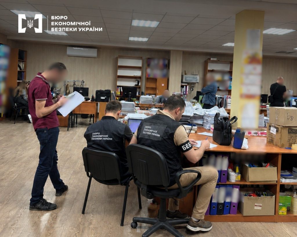 Продаж товару «поза обліком» і послуги на папері: підприємство з Полтавщини відшкодувало понад 5 млн грн податків